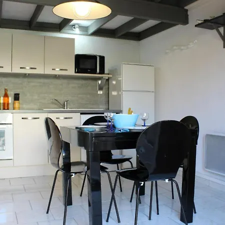 Hotel Maison Dolus-d'oleron, 3 Pieces, 4 Personnes - Fr-1-246a-388